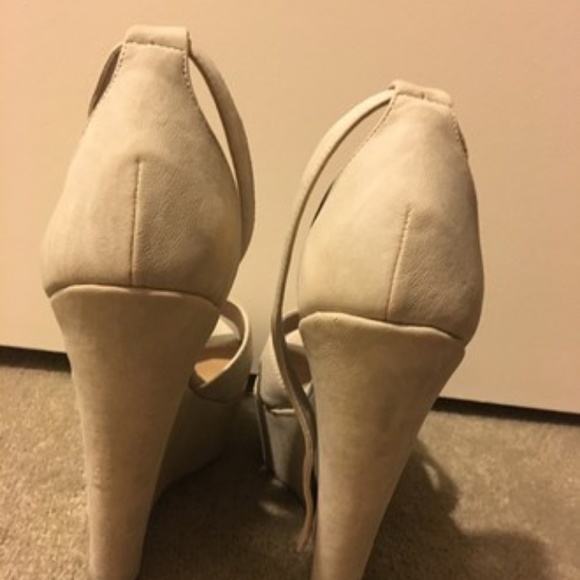 Steve Madden Platforms - Picture 2 of 4